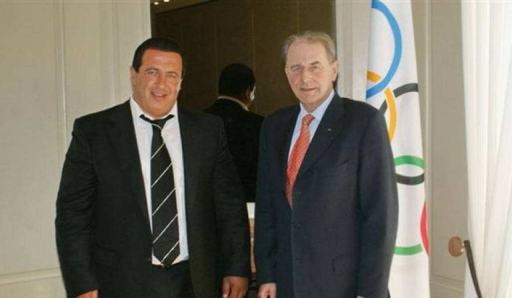 7a30f42efdb312c2ee141b6a6375f981