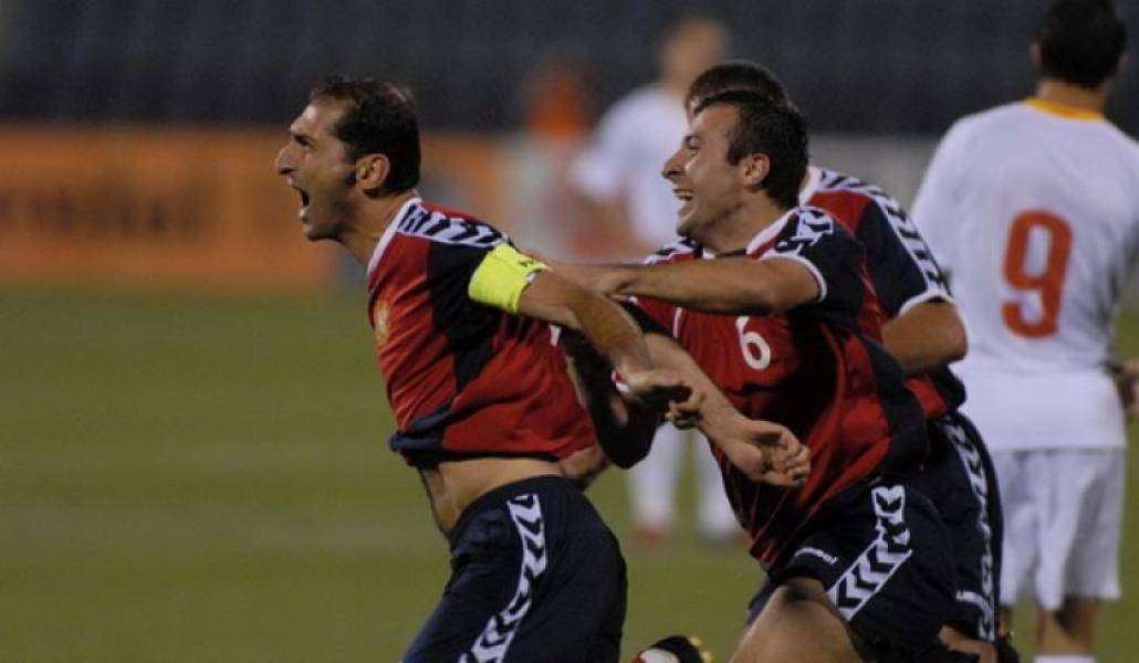 eace33cf7579ab199e3de3ad2f59b57a