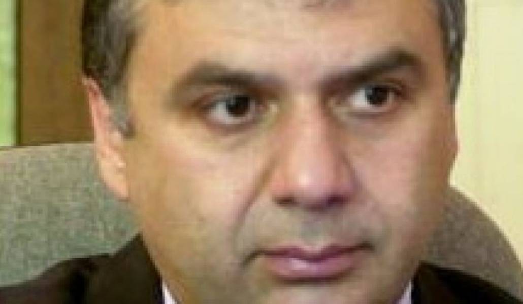 dbe7f23f0aeb3cc6ecd1ee19bd9d8694