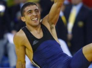 Armenian wrestler wins silver