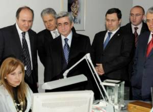 Sargsyan visited the diamond-cutting plant