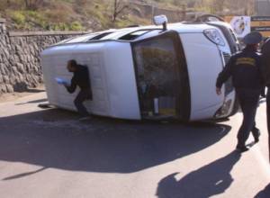 Minibus turned over
