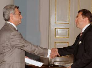 Austrian Ambassador presents his credentials