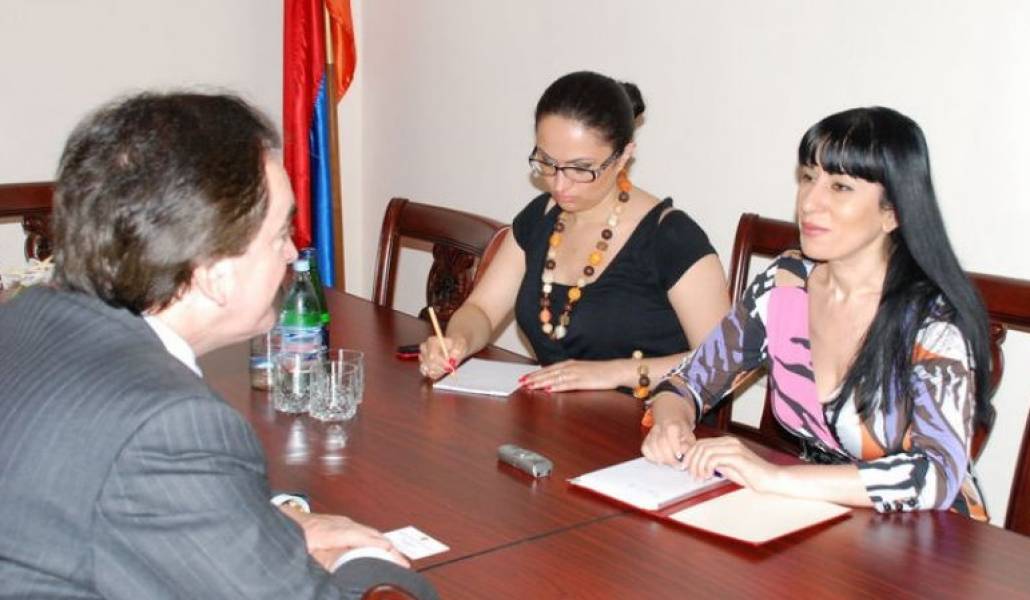 8dc5d017a04efde1f4f3b3b0d8221b9a