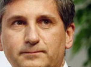 To pay tribute to Genocide victims