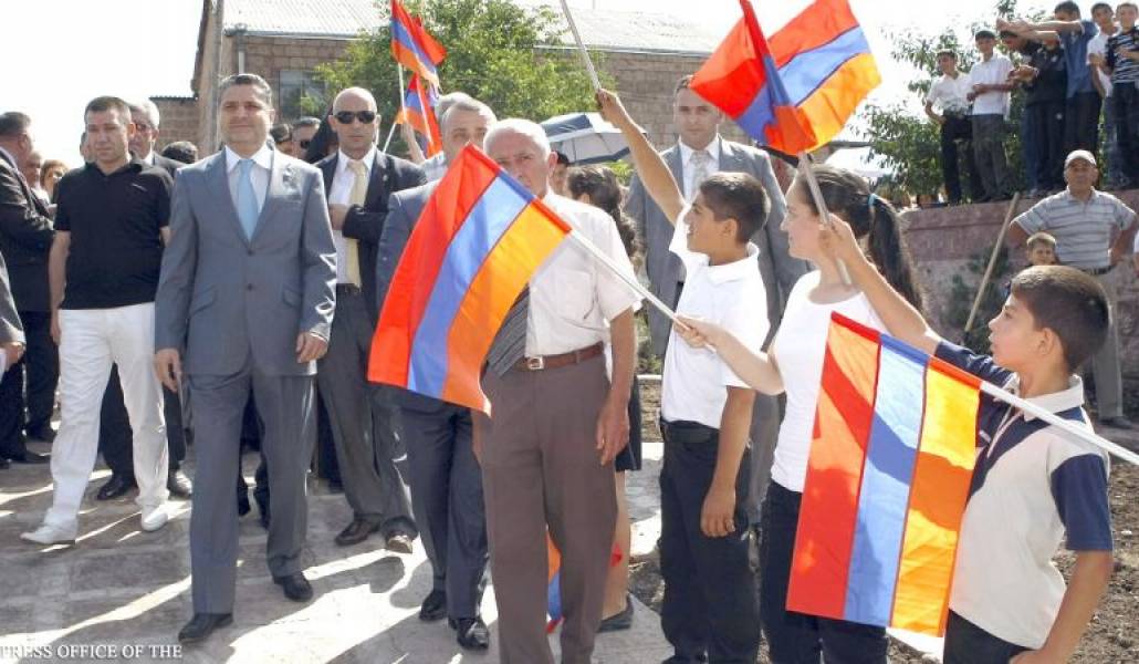 fcd86ac5fd03e8b2b70f03f5a77a10a3