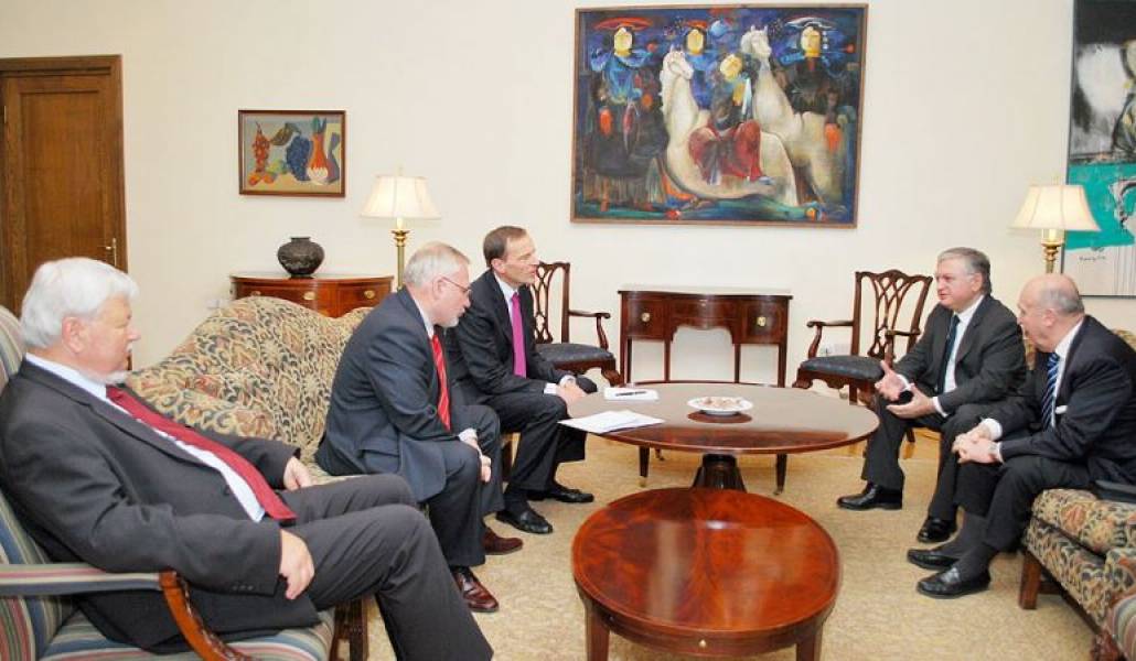 6c52e47b50113aea2e947eaf5bf47670