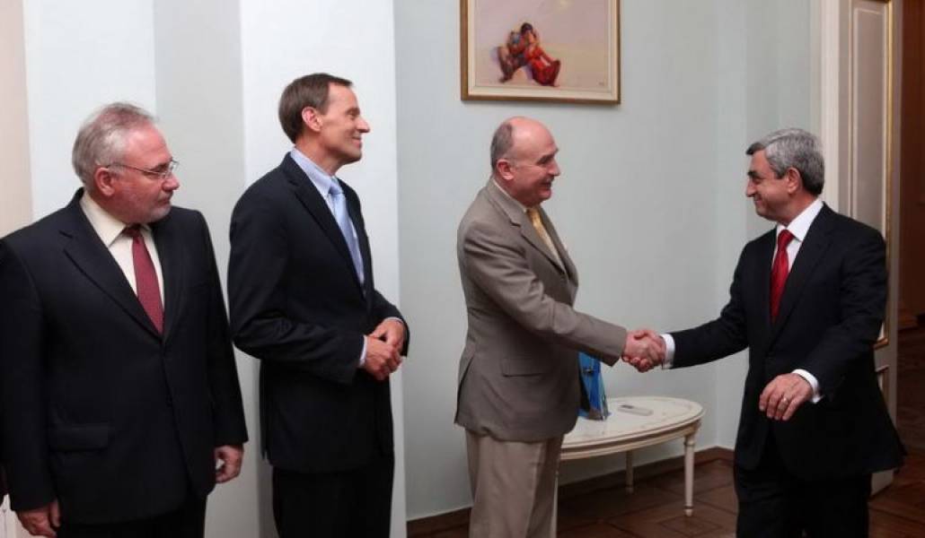 9cfa58468f5e71d8657eee3e7ef5612c