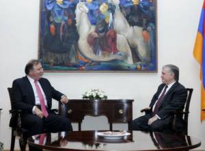 Nalbandian, Vashadze meet in Yerevan