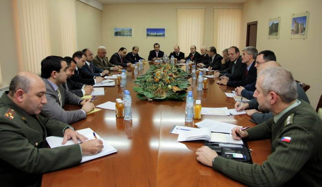 1548089bc9e71179f6d9fc7bb12a03d9