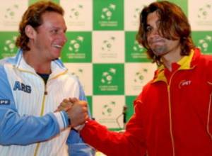 David Nalbandian moves into Heineken Open final