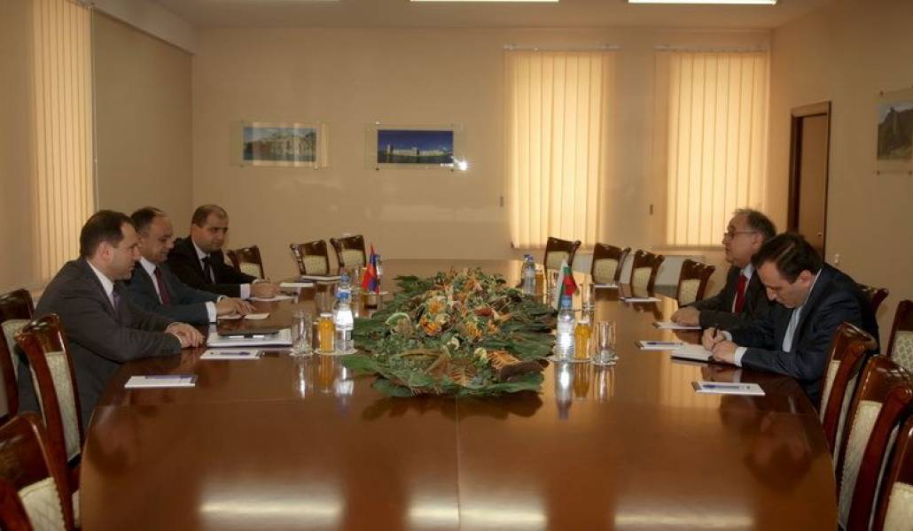 3ca8968307404aaac59311d44a749d71