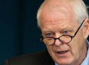 Thomas Hammarberg to meet political prisoners