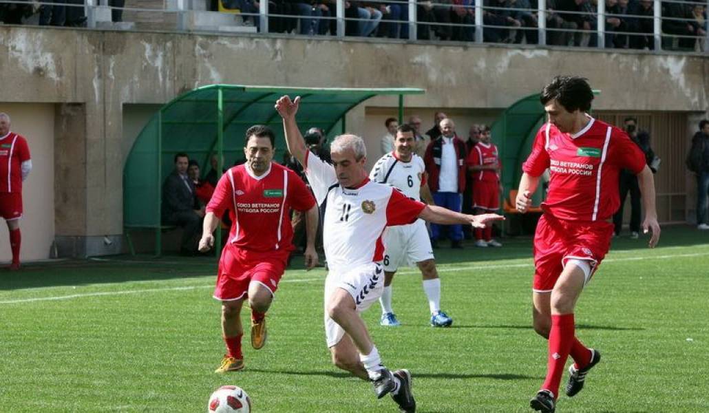 2f4bbaae3d65f071a63f076ba2424923