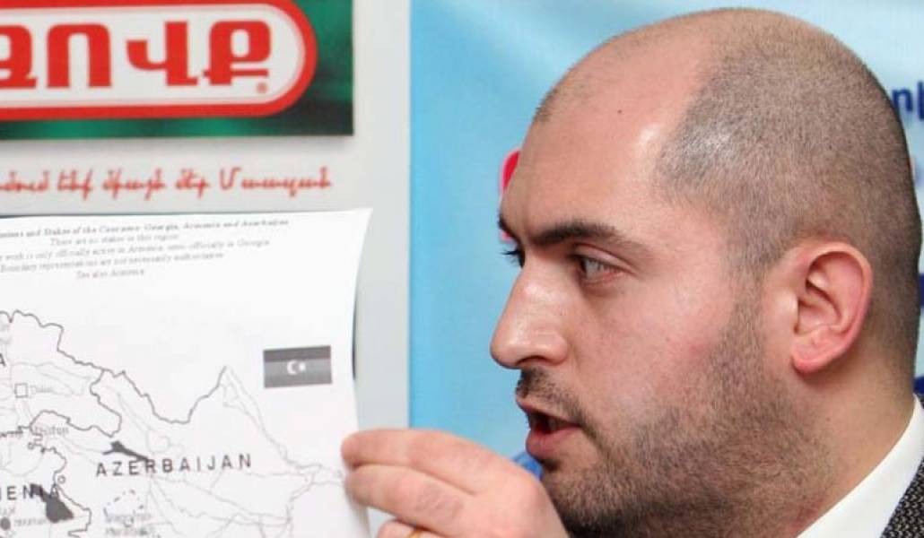 07b54a59a949e4e8c645f27ea87d62b1