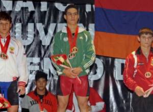 Gor Minasyan wins gold atWeightlifting Championship