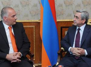 Serzh Sargsyan receives PACE Co-Rapporteur