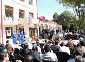 NKR President participates in hotel opening ceremony