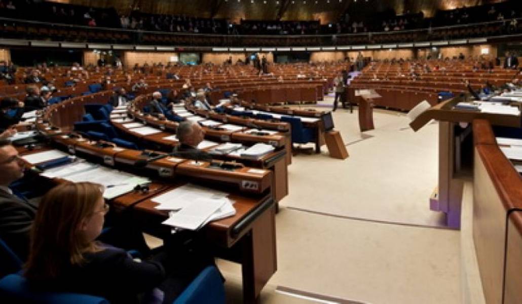 09ff1afcd8c6557a126a325cb83c5d35