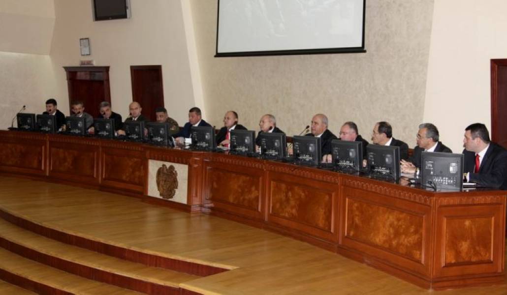 60e667625bca90e26c5eb4e13dea23cc