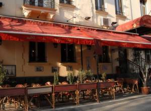 Facebook group: "Hands off Le Cafe de Paris"