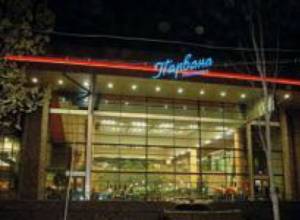 Man hospitalized after being poisoned in restaurant