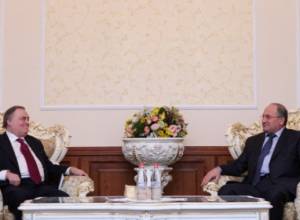 Nikoyan meets Prescott