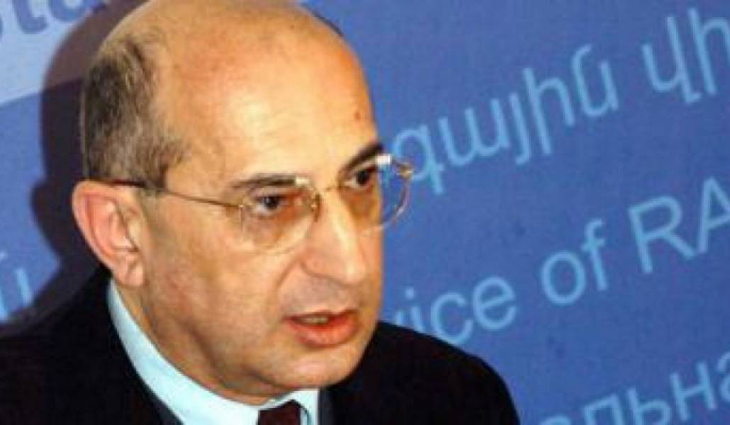 08cf7aa8b0e7a04be03053fd034b91f3