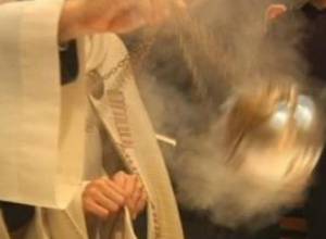 Archbishop Pargev Martirosyan offers mass in Athens