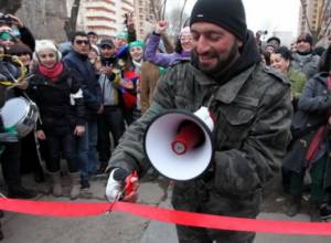 Struggle continues at Mashtots Park