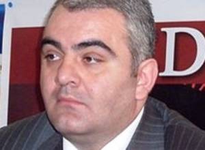 “Presses seized the building”