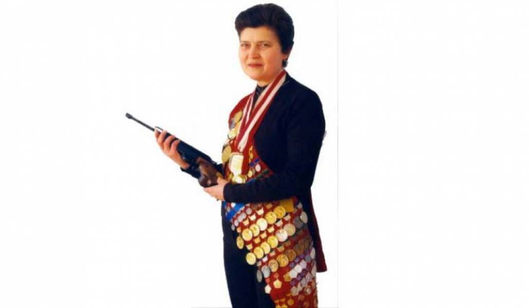 81dbda101f58401a300ceb00e2245c65