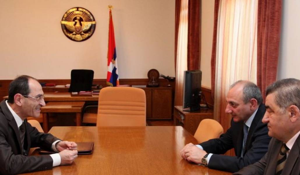 cda99f9ccd004a6250b14e02b9c6bf0a