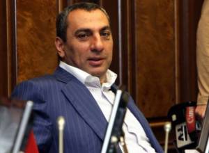 Samvel Alexanyan: “It collapsed on its own”