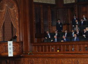 Serzh Sargsyan visits Japanese parliament