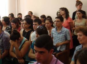 Man accused in “case of balloons” not found