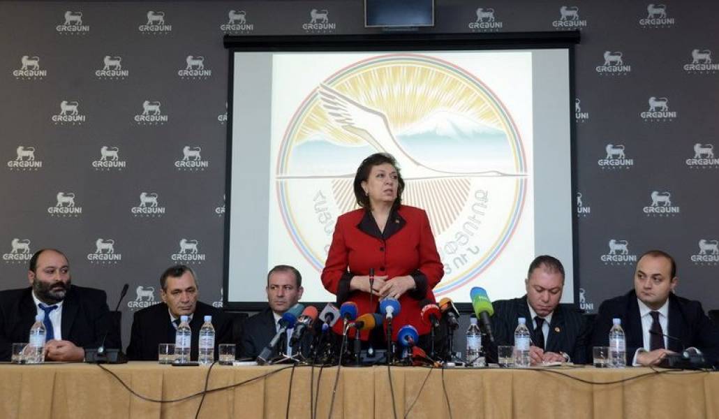 8357bb8a26d7777c13a6c3d180109383