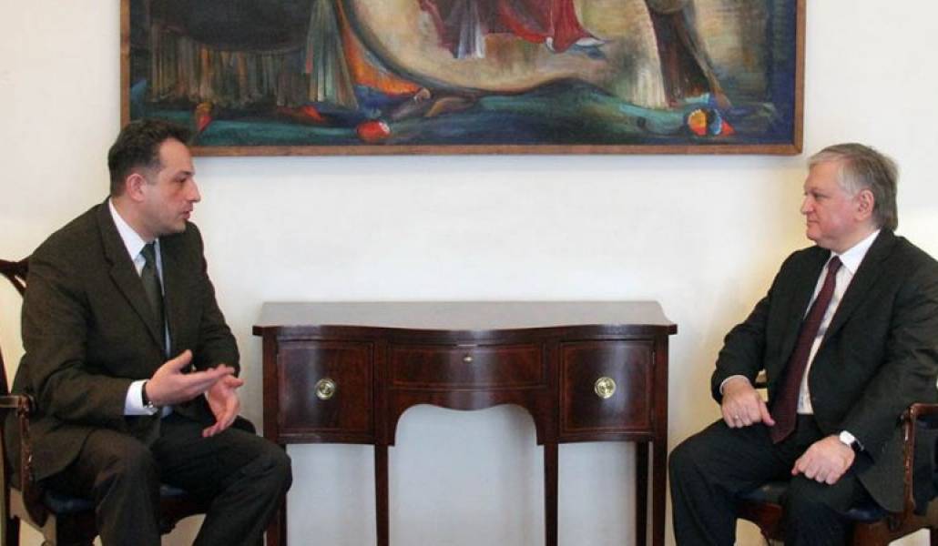 7ea62c6099ab384d1db378e85718222f