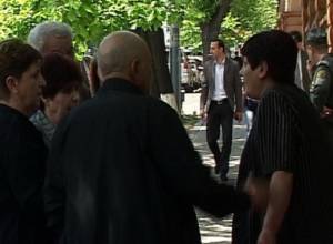 They will go to Sargsyan