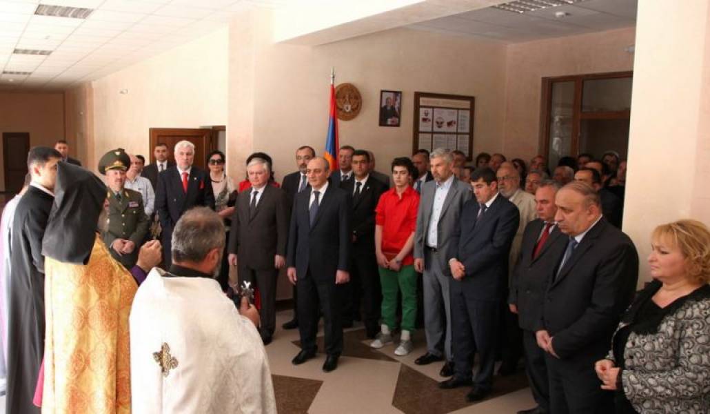 409c1981ecf5c4ac876c5c4ec3d1ee33