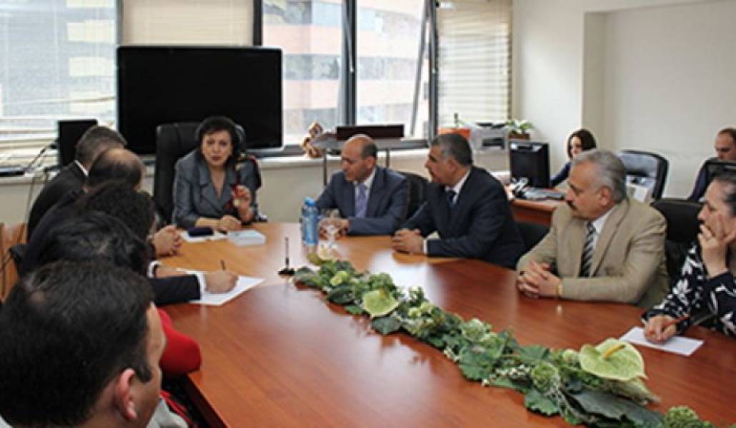 b781ee35f1340d58c5c3ceb54dafc0fe