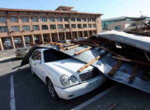 Strong winds rip off Zvartnots' roof