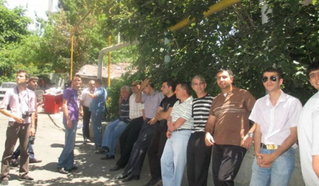 7e7d897714d3596c9d37ad84ea8c9f51