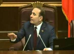 Ինչու ԱԺ նիստը ընդհատվեց 20 րոպեով