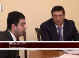 Վարդան Այվազյանը պաշտպանում է պերաշկի թխողին