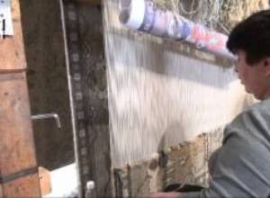 Հայկական ավանդական գորգեր` ապակուց այն կողմ