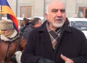 Հայրիկյանը աղոթեց