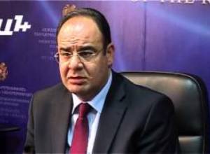 Հղի կանանց ստիպեցին փողոց դուրս գալ