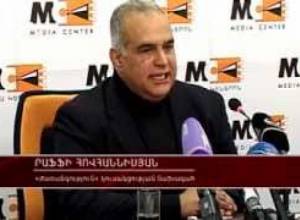 Րաֆֆի Հովհաննիսյանը սկսում է հանրահավաքների շարք