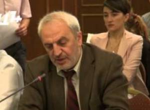 ՀՀ-ին պետք չեն սահմանադրական բարեփոխումներ